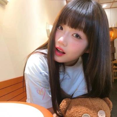 万花吐艳